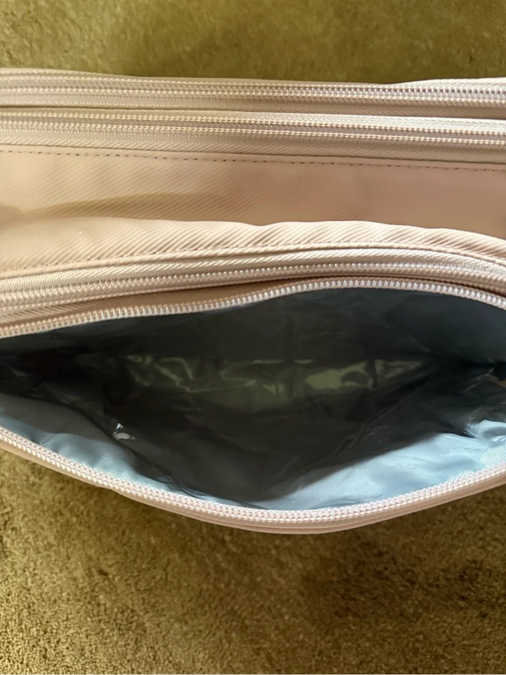 Bagsmart lightly used